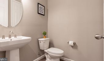 12610 ROSENCRANS Dr, Hagerstown, MD 21740