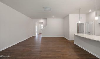 415 Thistle Meadow Ln, Aberdeen, NC 28315