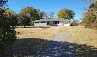 33096 Square Top Rd, Anadarko, OK 73005