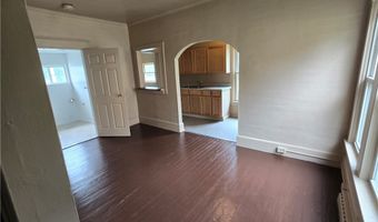 153 Ridgewood Dr, Amsterdam, OH 43903