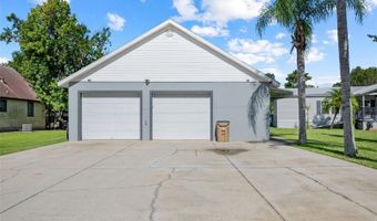 55805 CARROLL St, Astor, FL 32102