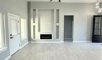 611 Tower Oak Dr, Alamo, TX 78516