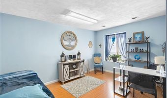 970 Hope St, Bristol, RI 02809