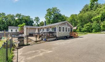 26 Algerine St, Berkley, MA 02779