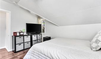 203 Farmington Ave, Cranston, RI 02920