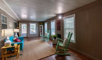 317 Palmer Rd, Bainbridge, GA 39819