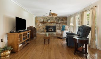 244 Mcmahon Ln, Bakersville, NC 28705