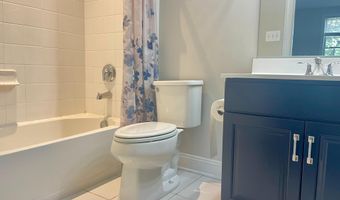 43157 CLARENDON Sq, Ashburn, VA 20148