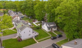 73 Davis Dr, Bergenfield, NJ 07621