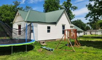 246 E 14th St, Baxter Springs, KS 66713