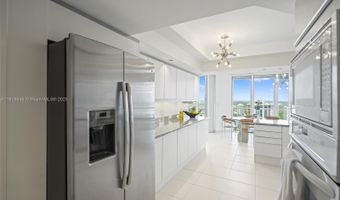 7000 Island Blvd 2909, Aventura, FL 33160
