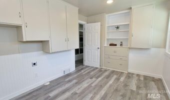 520 E Logan, Caldwell, ID 83605