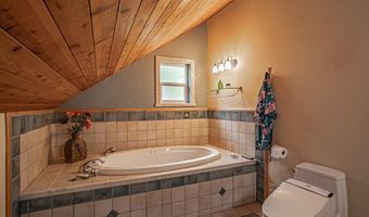 307 Hillcrest St, Ashland, OR 97520