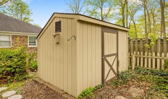 1405 Allison Blvd, Auburn, IN 46706