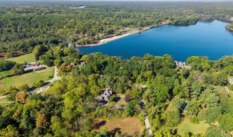 244 Barton Shore Dr, Ann Arbor, MI 48105