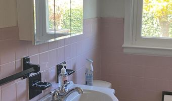 238 Ensign Ave, Beachwood, NJ 08722