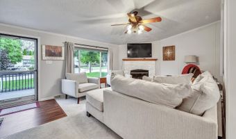 521 Okoboji Grove Rd #20, Arnolds Park, IA 51331
