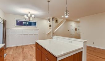 8006 SE SPORRI Ln, Milwaukie, OR 97267