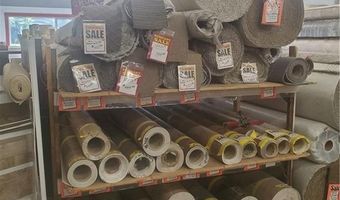 636 N Main St, Ottawa, KS 66067