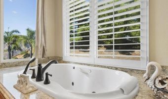 15718 Creek Hills Rd, El Cajon, CA 92021