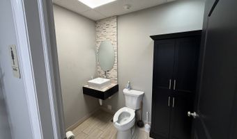 777 E Algonquin Rd, Algonquin, IL 60102