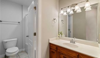 3906 NE Cadbury Ave, Bentonville, AR 72712