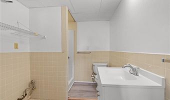 37 Pinewood Dr, North Providence, RI 02904