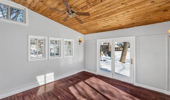 327 Essex St, Bangor, ME 04401