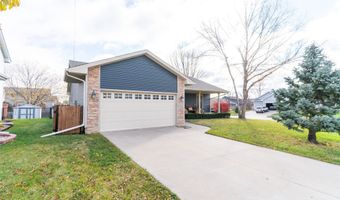 2013 Country Cove Ln, Altoona, IA 50009