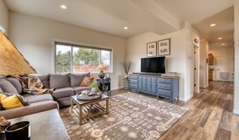 930 Carolyn Ln, Corvallis, MT 59828