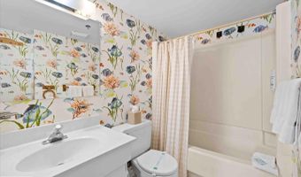 512 FARRAGUT HOUSE Rd #512, Bethany Beach, DE 19930