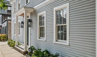 21 Bradford St 2, Bristol, RI 02809