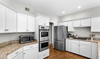 43478 GOLDEN MEADOW Cir, Ashburn, VA 20147