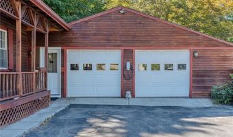 726 Washington St, Coventry, RI 02816