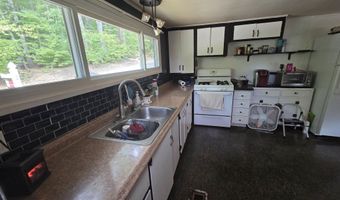 43 Catamount Hill Dr, Allenstown, NH 03275