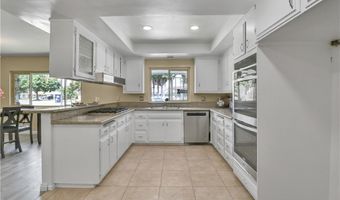 2550 W Rowland Ave, Anaheim, CA 92804
