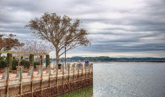 Washington Drive, Beaufort, SC 29902