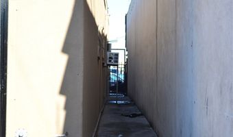 605 S Long Beach Blvd, Compton, CA 90221