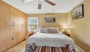 15751 POINTER RIDGE Dr, Bowie, MD 20716