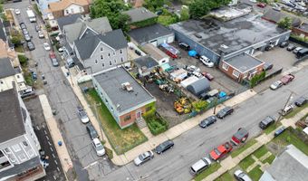 1346 1326 Kossuth St, Bridgeport, CT 06608