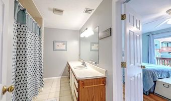 200 Heroux Blvd 805, Cumberland, RI 02864