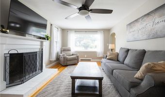 7 New Clark Rd, Cumberland, RI 02864