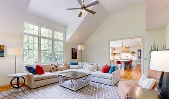 1 Northwest Psge, Barrington, RI 02806