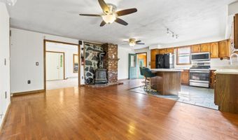 117 Taylor Woods Rd, Belgrade, ME 04917