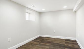 3713 WOODBINE Ave, Baltimore, MD 21207