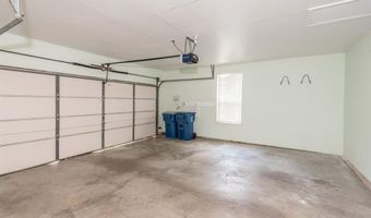 925 Westrun Dr, Ballwin, MO 63021