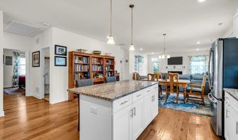 113 Edenton Dr, Barnegat, NJ 08005