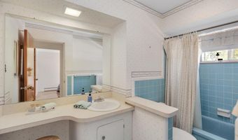 2510 Manchester Rd, Ann Arbor, MI 48104