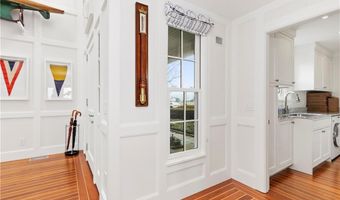 19 Defenders Row 19, Newport, RI 02840