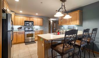 1824-2 Parkland Dr 0602, Arkdale, WI 54613